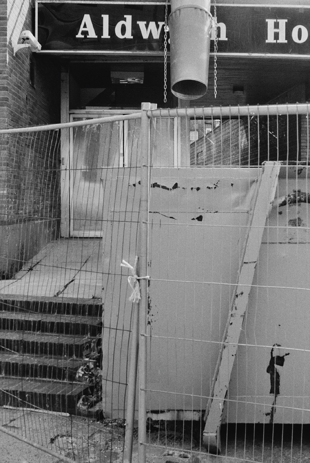 Avec Pi, 35mm black and white photograph, 2 of 33