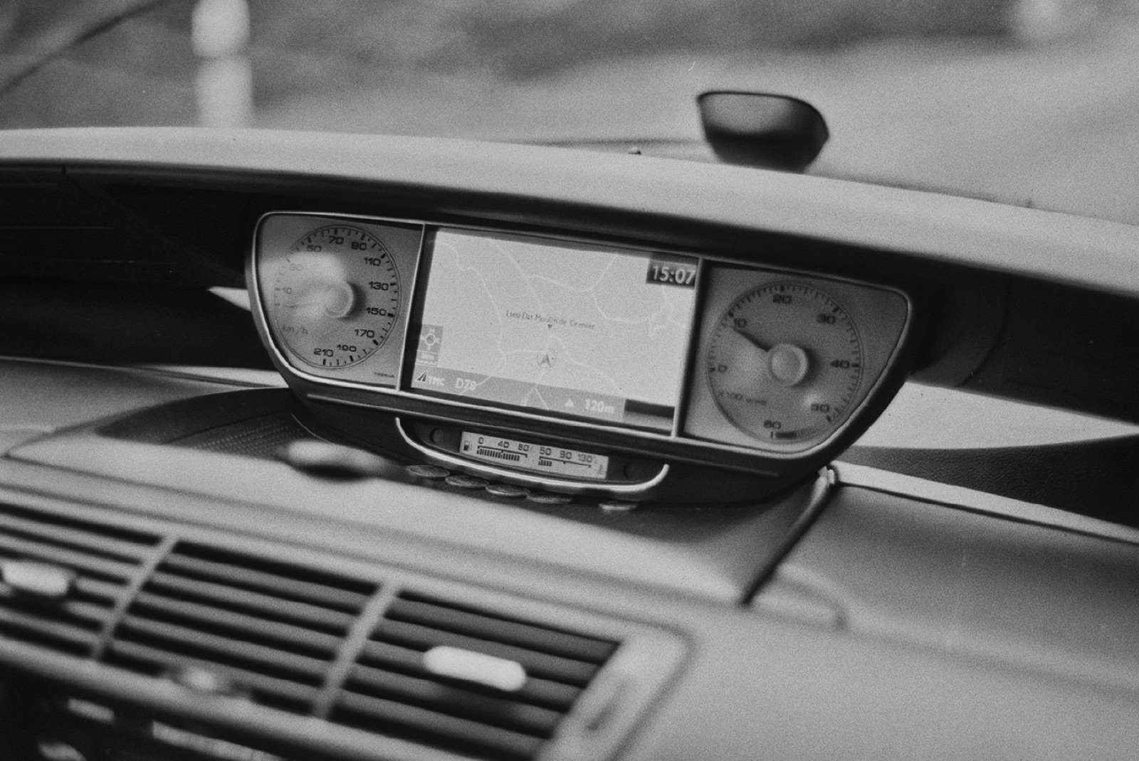 Avec Pi, 35mm black and white photograph, 24 of 33